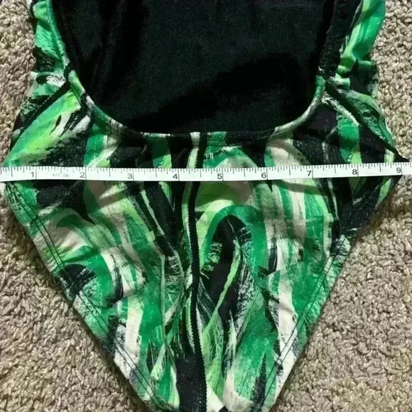 Dolfin XtraSleek Girls Supernova Green V-2 Back One Piece Swimsuit Size 5 Youth - Picture 6 of 6
